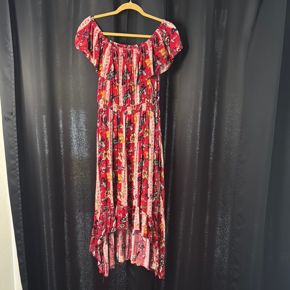 Floral Off-Shoulder Maxi Dress